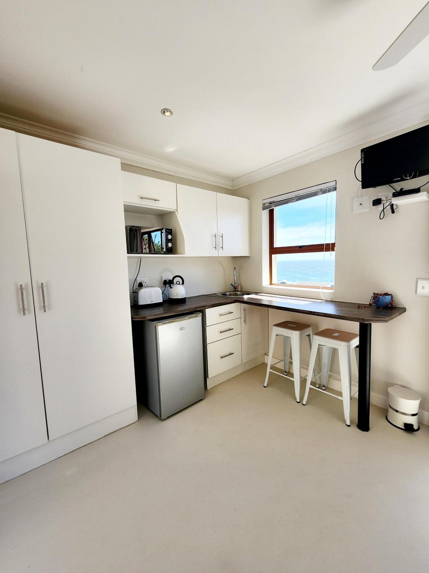 The Tides Bed & Breakfast Simonʼs Town Exterior foto